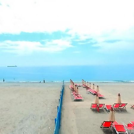Appartamento Casa il Gabbiano Blu Savona Esterno foto
